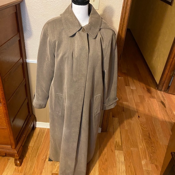 Anne Klein All Weather Coat w/ removable lining - Picture 6 of 16
